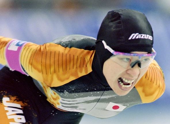 橋本聖子のスケートのオリンピックメダルは 夏冬両方出場したヤバイ選手だった プロフィールもご紹介 知ってスッキリ